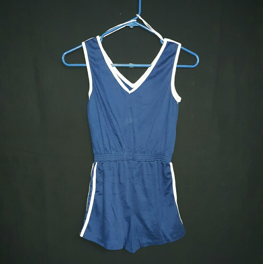 80s short jumpsuit blue. Sleeve less